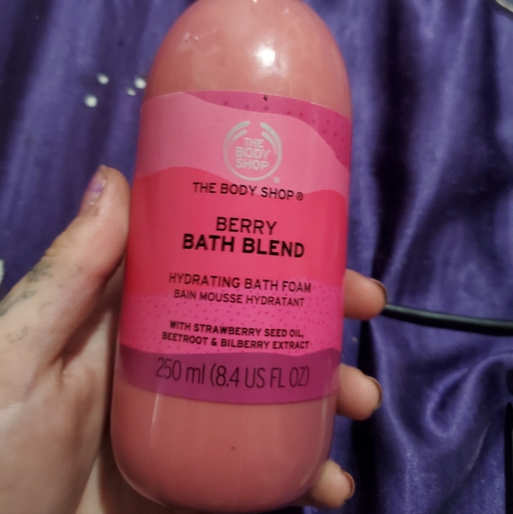The Body Shop berry bath blend